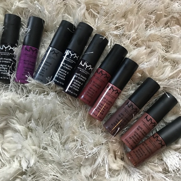 Mini Soft Matte Lip Creams - Picture 1 of 2